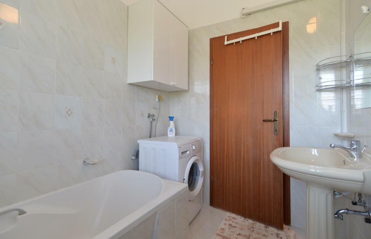 Apartment Gracijela 827 Medulin Buitenkant foto