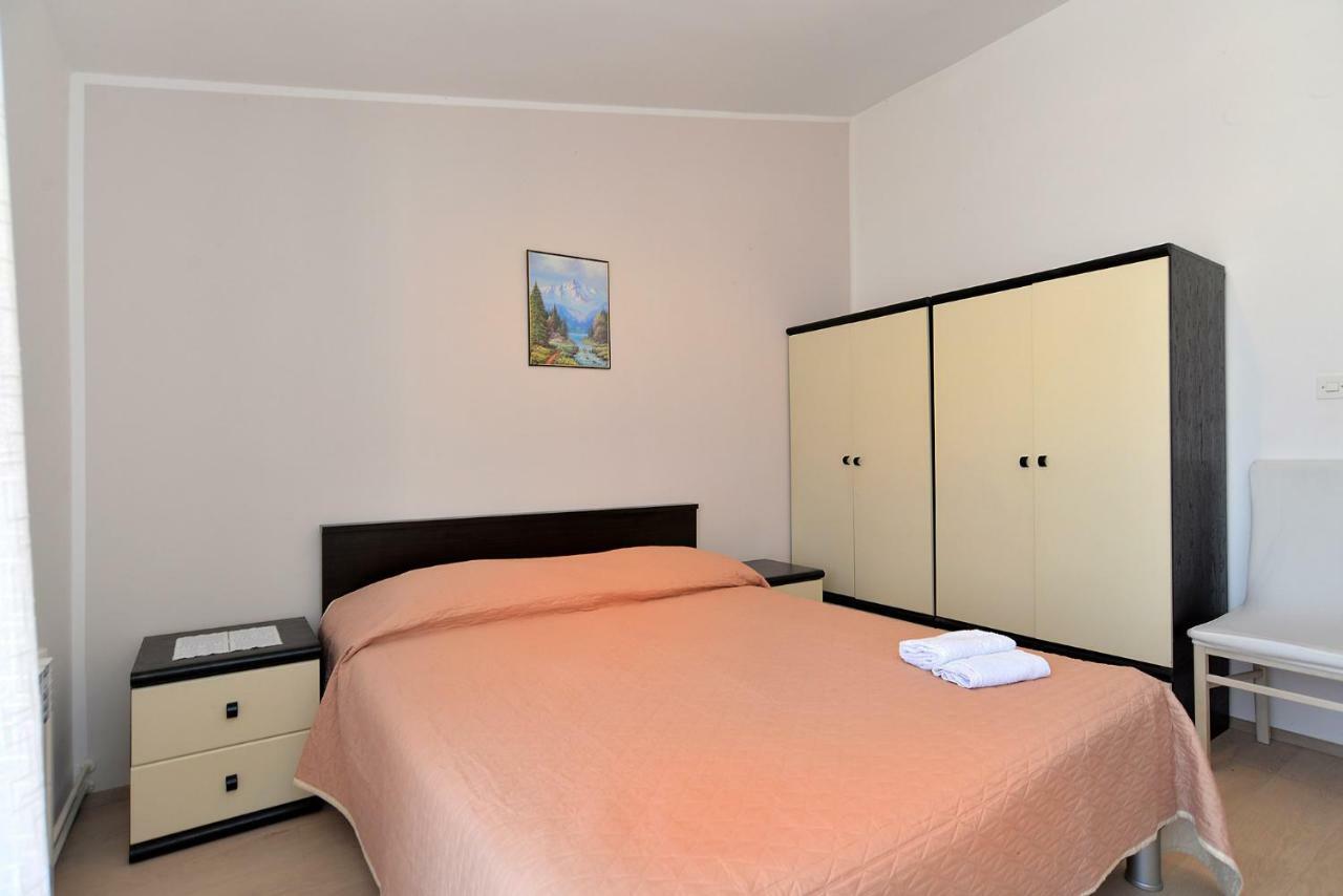Apartment Gracijela 827 Medulin Buitenkant foto