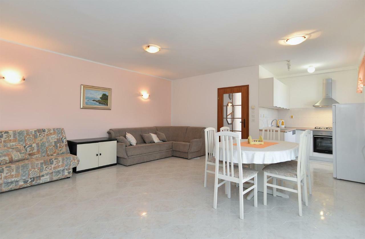 Apartment Gracijela 827 Medulin Buitenkant foto