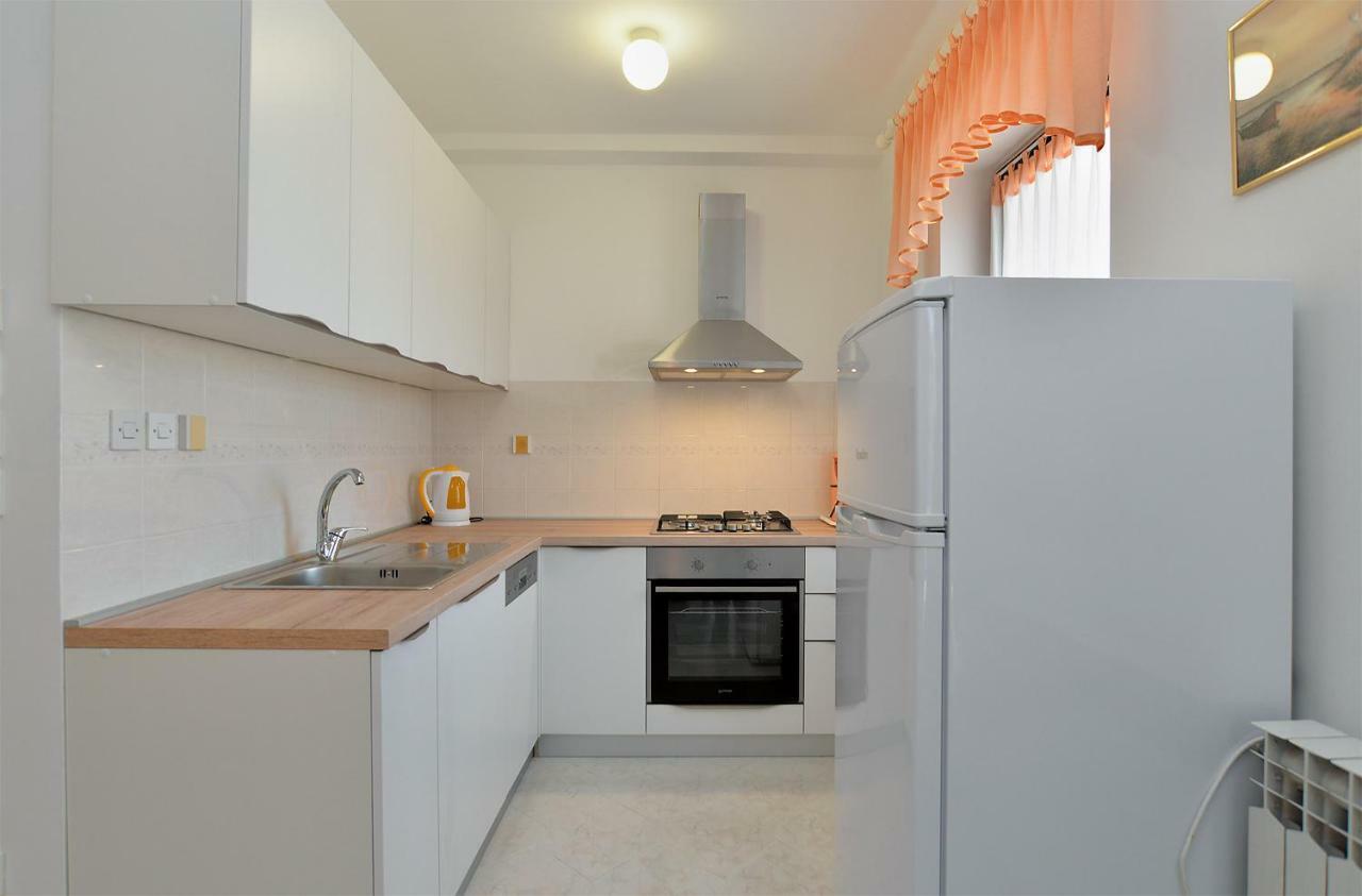 Apartment Gracijela 827 Medulin Buitenkant foto